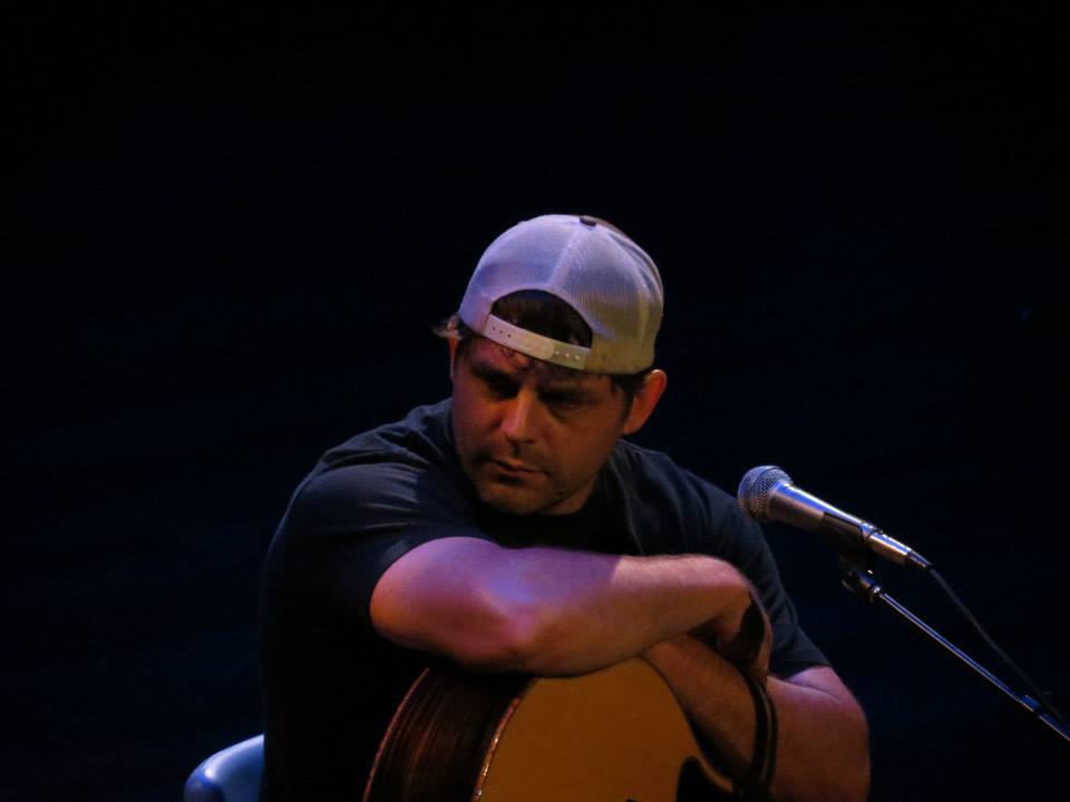 Rhett Akins – Hometown Country Music