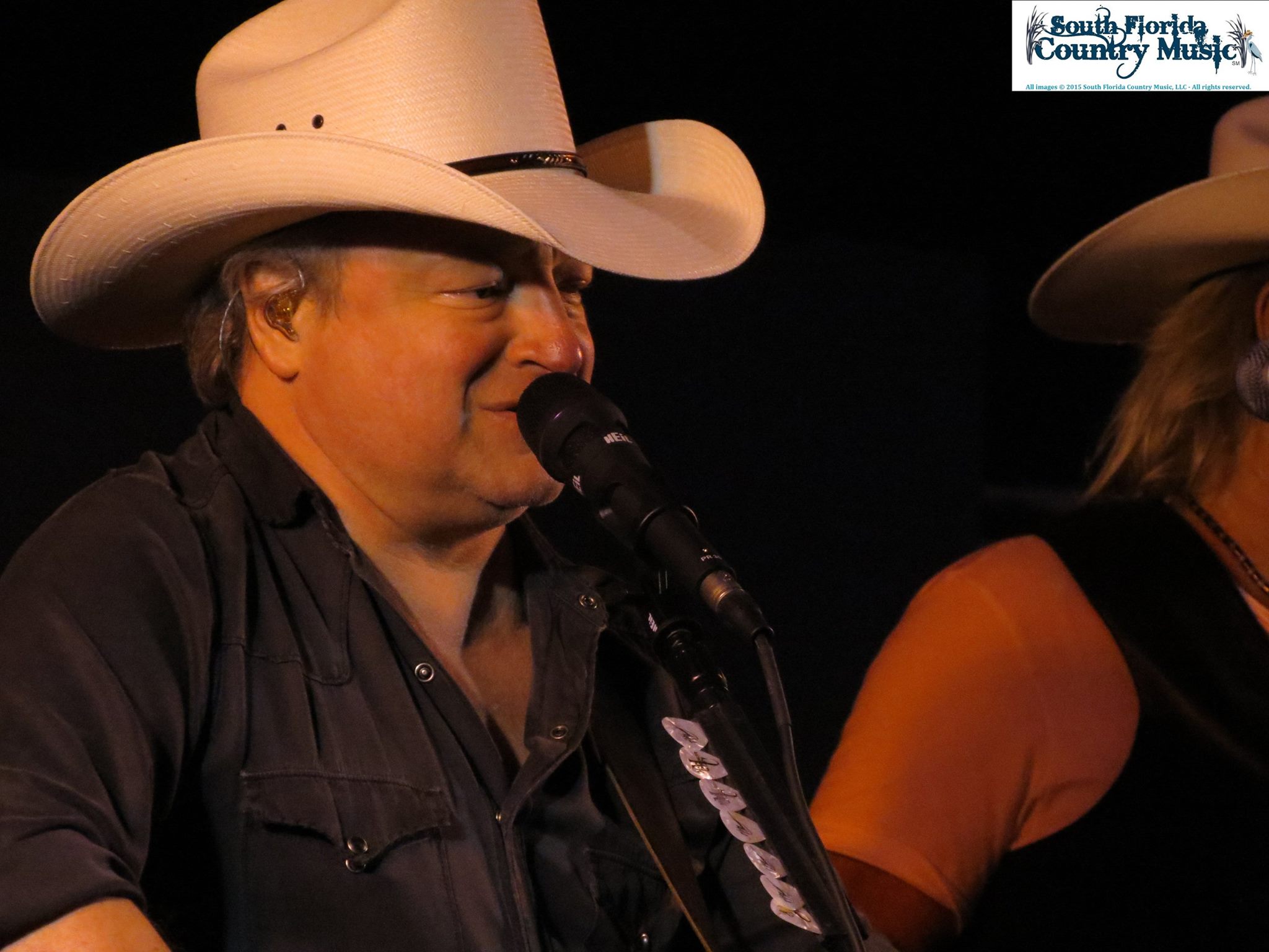 Mark Chesnutt Hometown Country Music